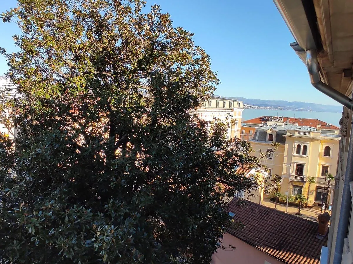 Apartment Vanja Οπατία